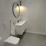 Villa Valverde 3 Villa, Vilamoura, Algarve, Only 5 Minutes From Marina, Golf And