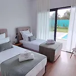 Valverde 3 Villa, Vilamoura, Algarve, Only 5 Minutes From Marina, Golf And Quarteira