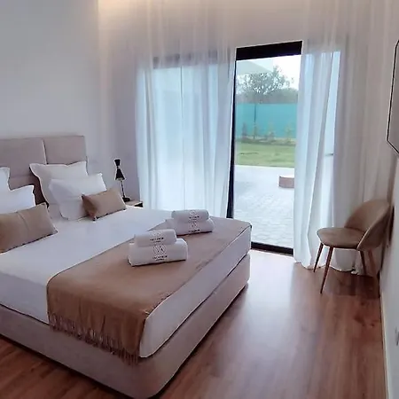 Valverde 3 Villa, Vilamoura, Algarve, Only 5 Minutes From Marina, Golf And Willa