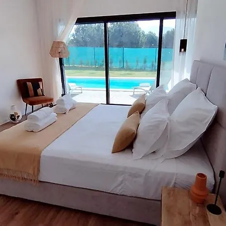 Valverde 3 Villa, Vilamoura, Algarve, Only 5 Minutes From Marina, Golf And Quarteira