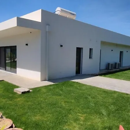 Villa Valverde 3 Villa, Vilamoura, Algarve, Only 5 Minutes From Marina, Golf And *