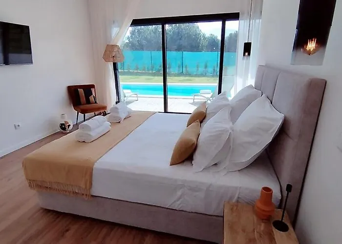 Valverde 3 Villa, Vilamoura, Algarve, Only 5 Minutes From Marina, Golf And Quarteira