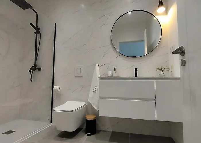 Villa Valverde 3 Villa, Vilamoura, Algarve, Only 5 Minutes From Marina, Golf And Quarteira