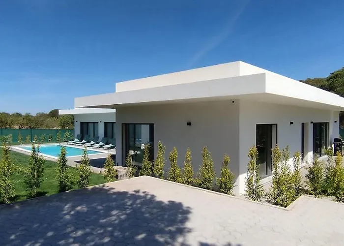 Valverde 3 Villa, Vilamoura, Algarve, Only 5 Minutes From Marina, Golf And Villa *